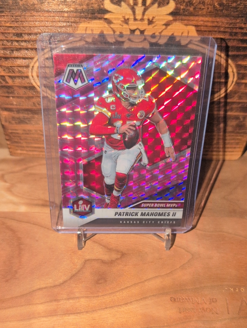 2021 Mosaic Patrick Mahomes Pink Prizm Chiefs